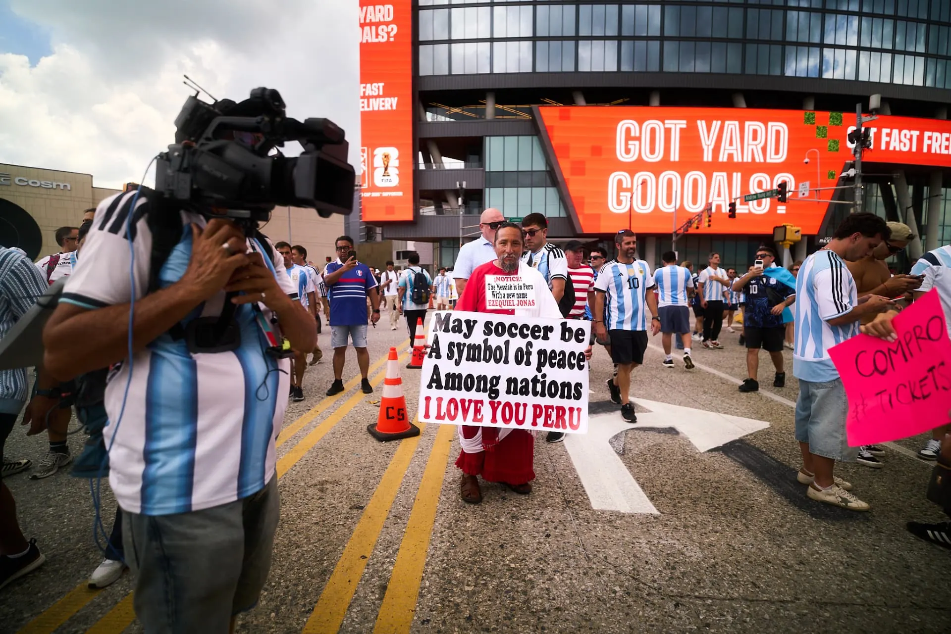World Cup 2026 fan fest crowd in Atlanta, photo 2